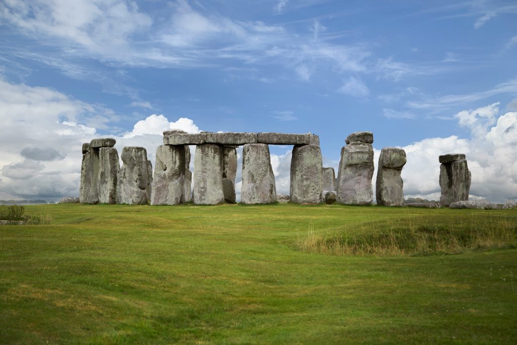 robert-anderson-Stone Henge
.jpg
